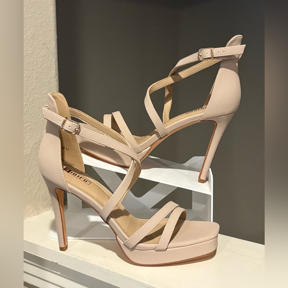 IDIFU Women’s Nude Chunky High Heels Open Toe Ankle Strap Elegant Size 8.5